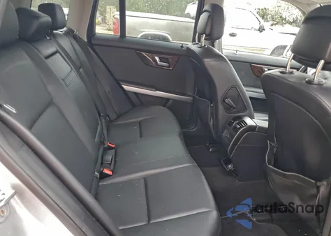 2010 Mercedes-Benz Glk 350 z USA, uszkodzony, nr VIN WDCGG5GB1AF513409